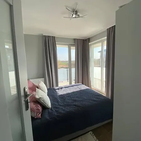 Nowoczesny Przy Ul Plazowej, *